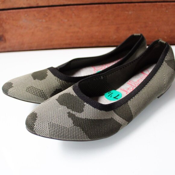 Jellypop Women’s Flats Size 7.5 Camo Knit Slip-On Shoes with Memory Foam Insole - Picture 1 of 8